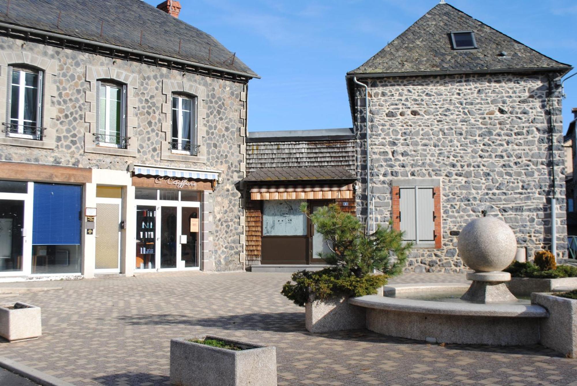 Hotel Des Voyageurs Chez Betty Neussargues en Pinatelle Dış mekan fotoğraf