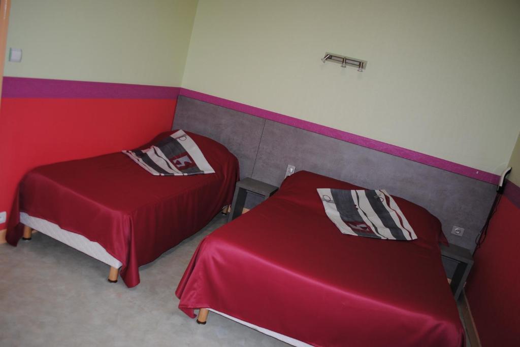 Hotel Des Voyageurs Chez Betty Neussargues en Pinatelle Dış mekan fotoğraf
