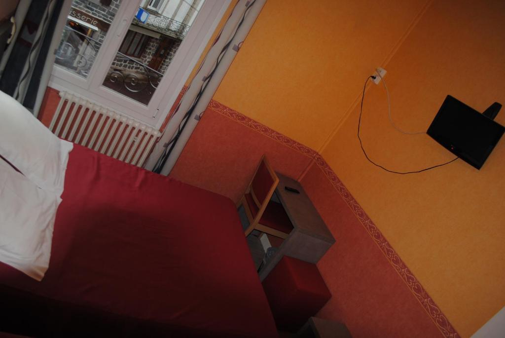 Hotel Des Voyageurs Chez Betty Neussargues en Pinatelle Dış mekan fotoğraf