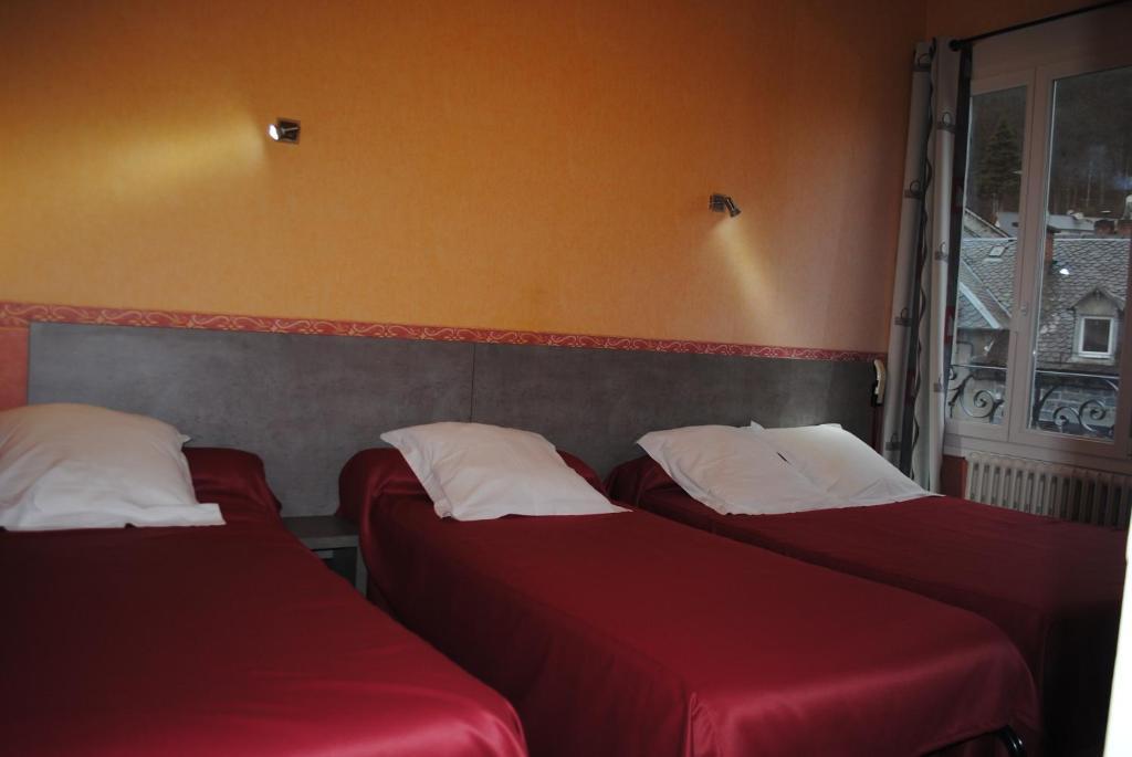 Hotel Des Voyageurs Chez Betty Neussargues en Pinatelle Dış mekan fotoğraf