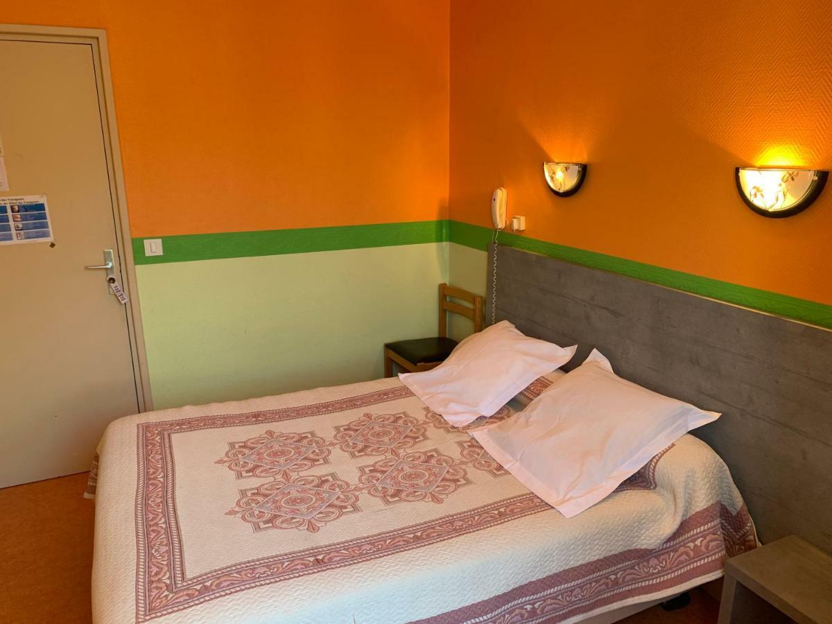 Hotel Des Voyageurs Chez Betty Neussargues en Pinatelle Dış mekan fotoğraf