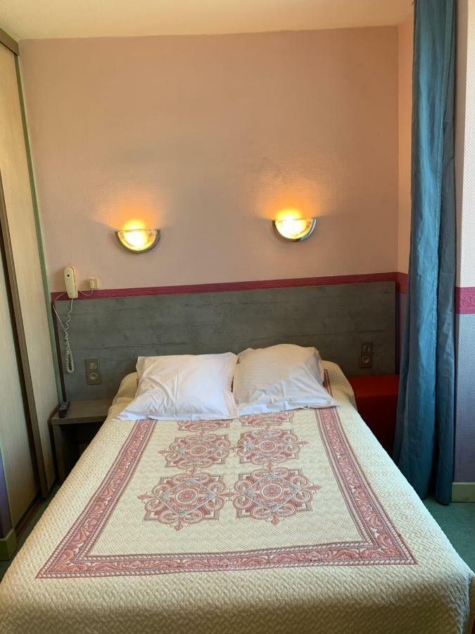 Hotel Des Voyageurs Chez Betty Neussargues en Pinatelle Dış mekan fotoğraf